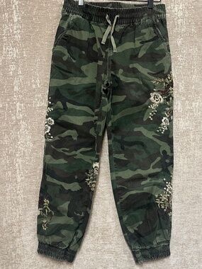 Driftwood Embroidered Camo Joggers Size Large